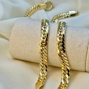 18k Gold Flat Curb Link chain, bracelet. Cuban chain bracelet. 6.5mm. REAL GOLD. Worldwide free shipping. 750 Certified. Most valuable gift.