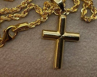 14k Gold Cross Pendant Necklace: Diamond Cut Rope Chain