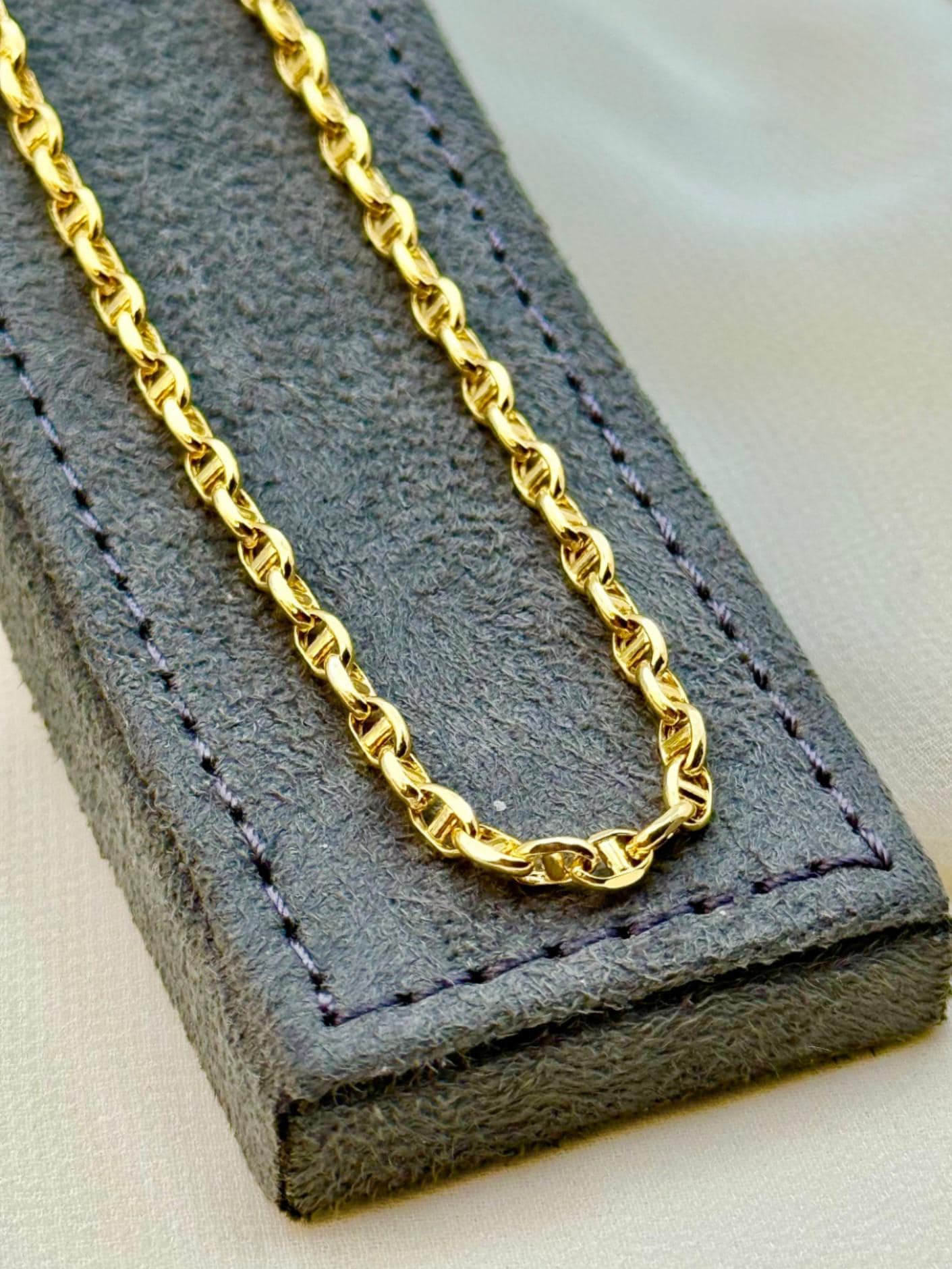 18Kゴールドマリナーチェーンネックレス：3.2mmアンカーリンク、認定 