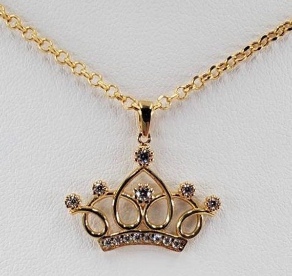 18k Gold Crown Pendant Necklace: Handmade Cable Chain, Cubic