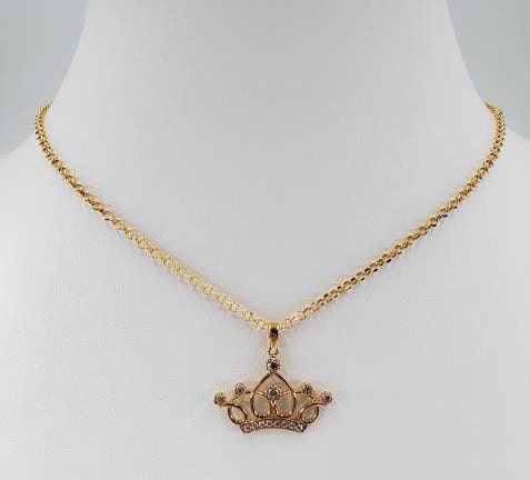 18k Gold Crown Pendant Necklace: Handmade Cable Chain, Cubic