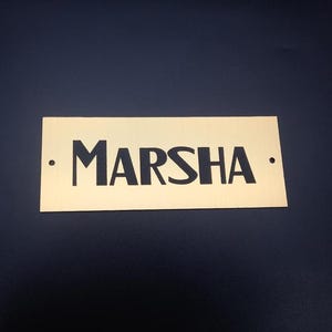 Logotipo Marshall personalizado al estilo antiguo, diferentes colores y tamaños.