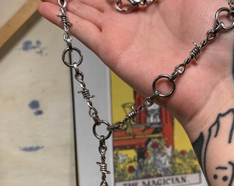 Stacheldraht O Ring Rosenkranz Halskette | Edelstahl Gothic, Queer Fangzähne, Schmuck, Punk, Goth, Alternative, Industrial, Grunge, Metal Witchy
