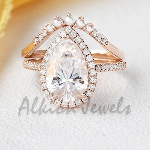 3.5ct Pear & Pearl Moissanite Classic Halo Ring Set, Pear Engagement Ring Set, Teardrop Bridal Ring Set, Art Deco Ring Set, Gift For Her