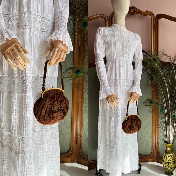 size XS/S vintage 1970s insane cotton Mexican wedding lace dress