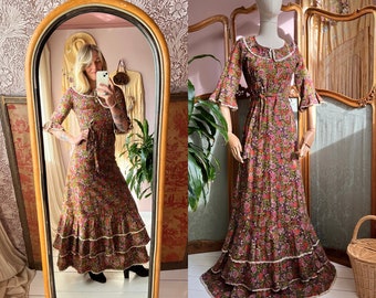size S/XS vintage 1970s cotton prairie dream dress