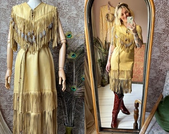 size M unreal and very rare vintage 1960s fringe leather dress