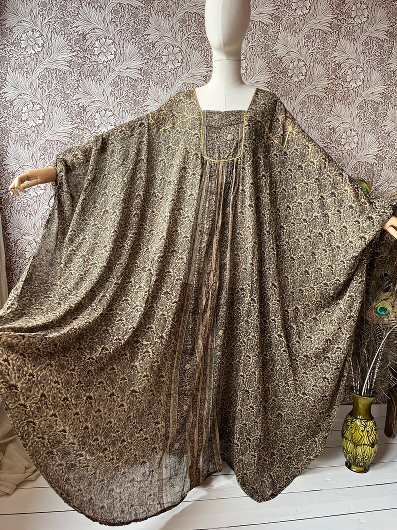 size S-L out of this world vintage 1970s indian gauze butterfly caftan dress by PHOOL zdjęcie 5