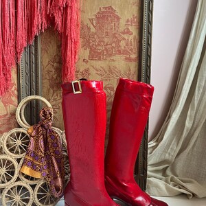 size EU38/39 UNREAL vintage 1960s RED go go boots image 2
