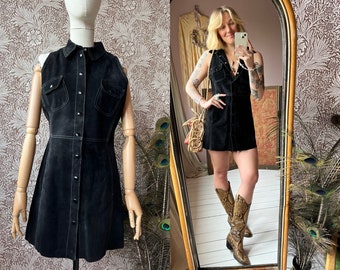 size M super cool vintage 1970s black suede mini dress