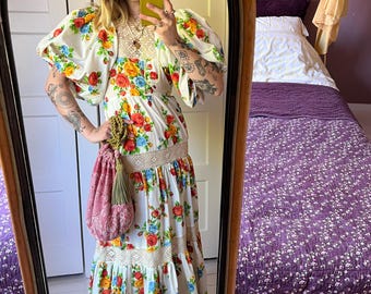 size XS dreamy vintage 1960s cotton lace dress