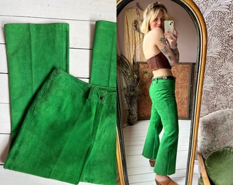 size L UNREAL vintage 1960s green leather pants