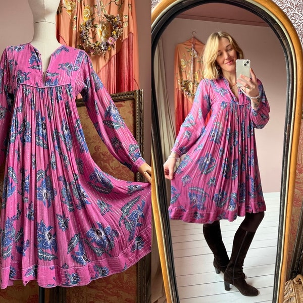 size S/M pretty vintage 1970s indian cotton dress