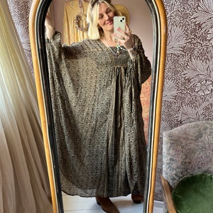 size S-L out of this world vintage 1970s indian gauze butterfly caftan dress by PHOOL Bild 10