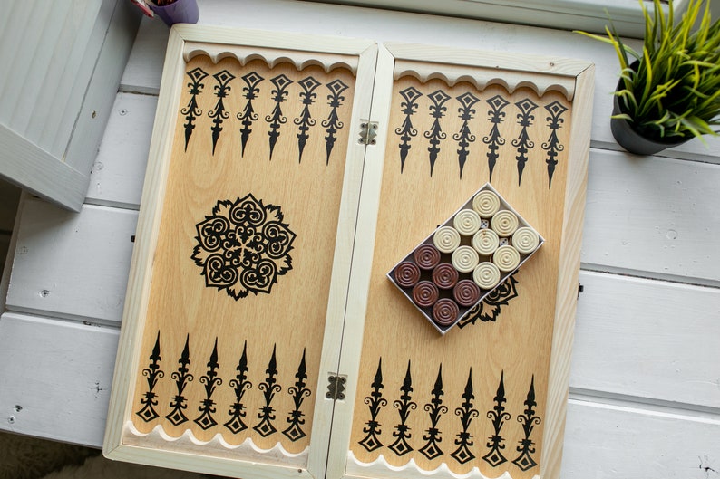 Vintage Wood Backgammon Game