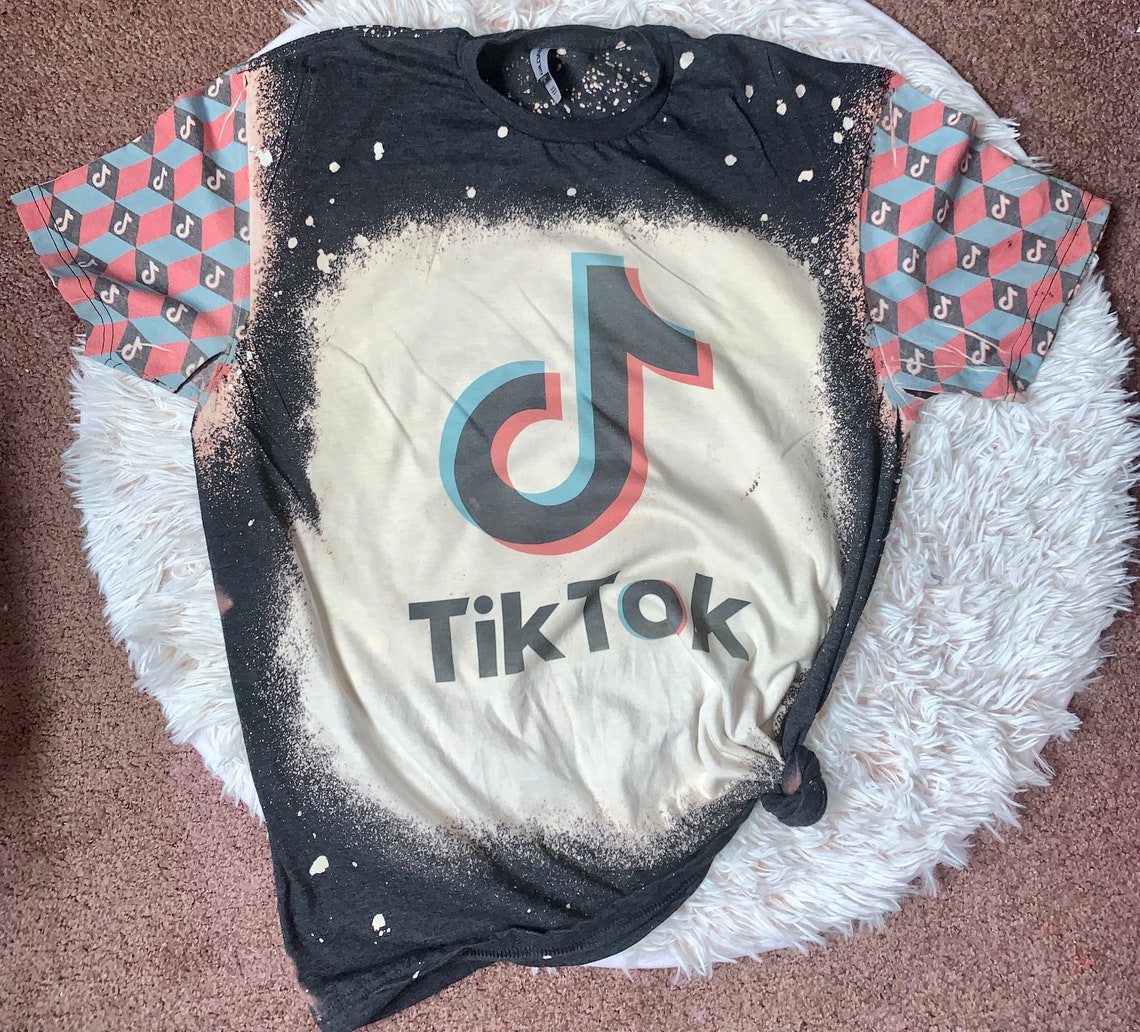 tik tok shirt knot hack
