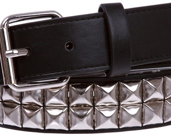 Cuir véritable pyramide ceinture cloutée l gothique/punk PB1 Cuir véritable pyramide ceinture cloutée l gothique/punk PB1