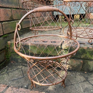 Decorative Rustic Metal Wire Basket With Handle Metal Basket