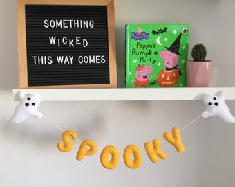 Spooky Halloween Garland, Felt Ghost Garland, Happy Halloween Decor, Halloween Mantel Decor, Halloween Wall Hanging