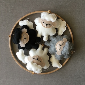 Sleepy sheep baby mobile, Sheep Nursery Mobile, Felt baby mobile, Crib Mobile, Baby Gift, Babyshower gift mobile