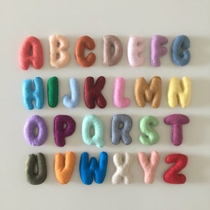 Alfabeto de fieltro, Letras de fieltro, Juguetes para niños, Letras de aprendizaje A-Z, Juguetes educativos, Juguetes para niños pequeños, Letras rellenas, Letras suaves para niños