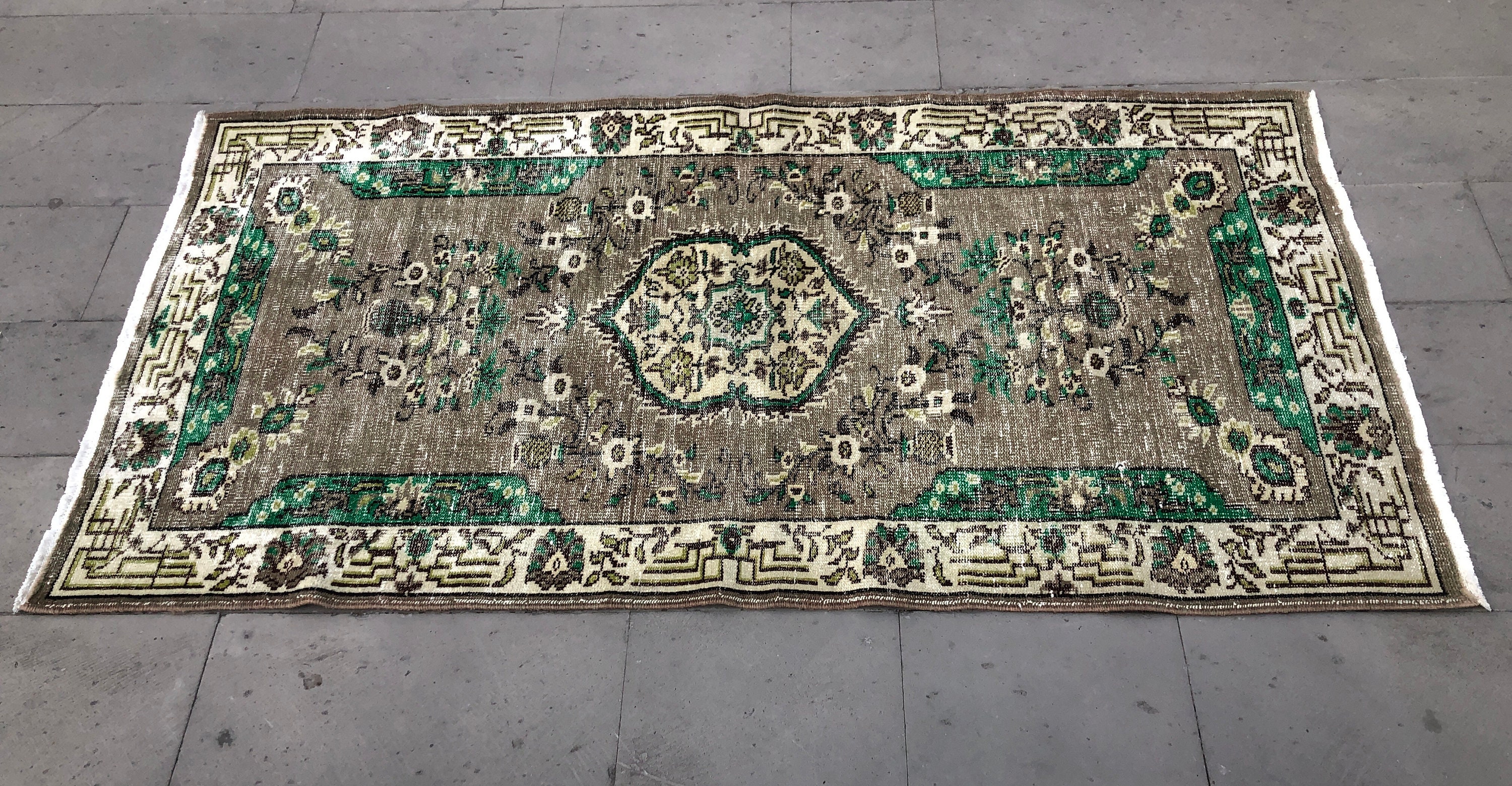 Bohemian Rug Green Turkish Rug Vintage Rug 3.5 x 6.9 ft Etsy