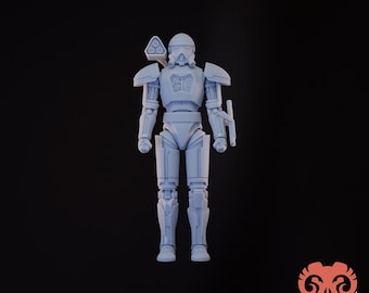 Könnte beinhalten: Hellblaue Actionfigur eines futuristischen Soldaten, der vor einem schwarzen Hintergrund steht. Die Figur trägt eine Rüstung und einen Helm, mit einer Waffe an ihrem Arm. Der Text "@BOUNTYSUPPLYCO" befindet sich unten.