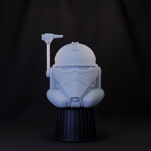Commander Wolffe Animated Helmet (1:12 Scale) Black Series