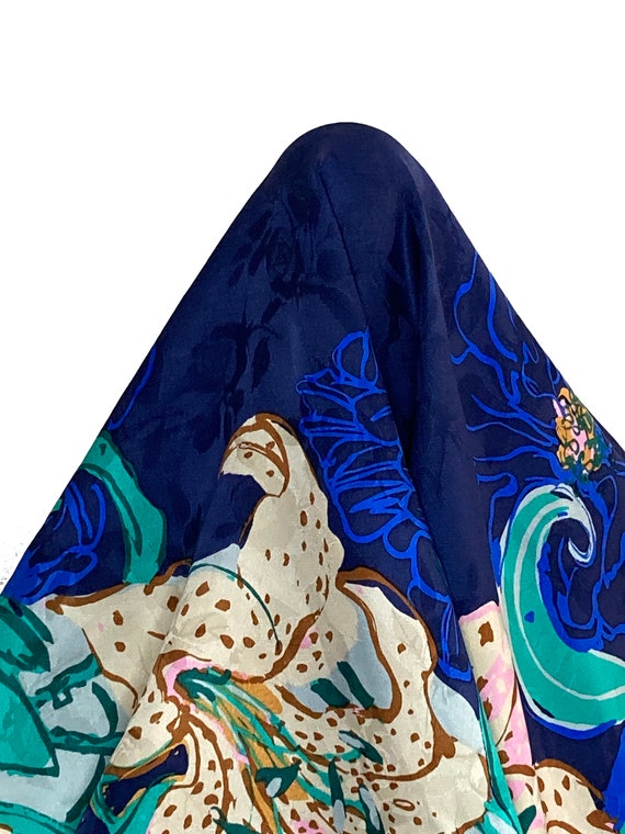 Ken Scott - Big silk scarf with hand-rolled edges… - image 4