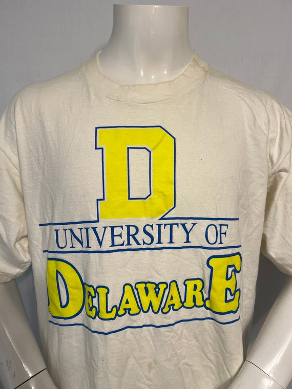 Vintage MV Sport Pro Weave University Of Delaware Crewneck Sweatshirt Size  Small