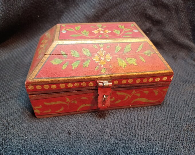Wood Tarot Card Box Hinged With Lid and Locking Clasp Etsy
