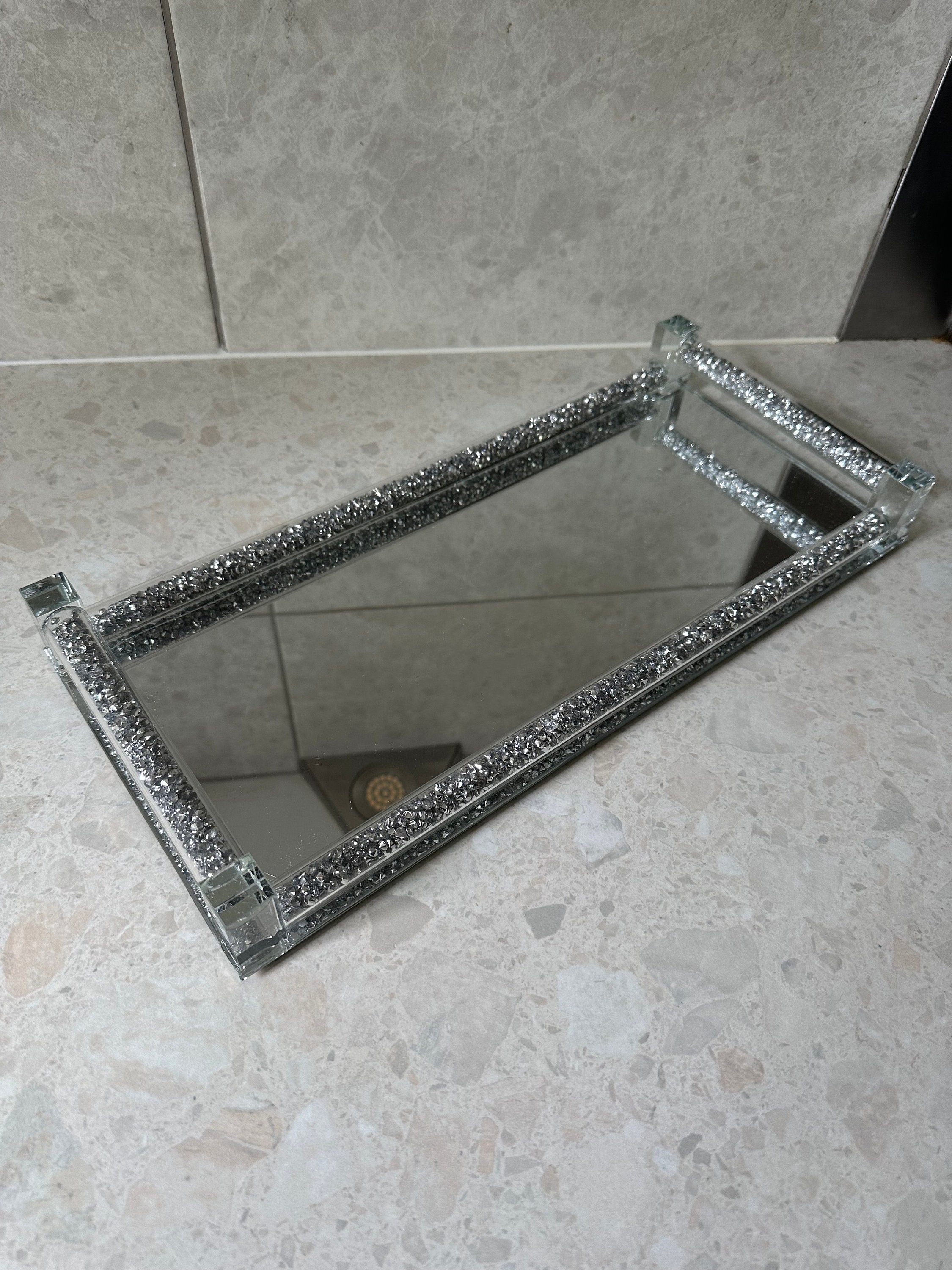 Luxury Round Glass Mirror Tray fills with Crushed Diamond, Bling Perfume  Organizer for Vanity