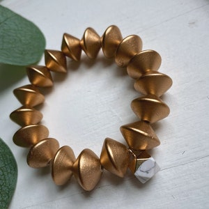 The Lennon gold wood | wooden bracelet | charmed bracelet | golden bracelet | wooden saucer bracelet