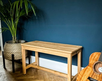 Solid Oak Entryway Bench: Scandinavian Style