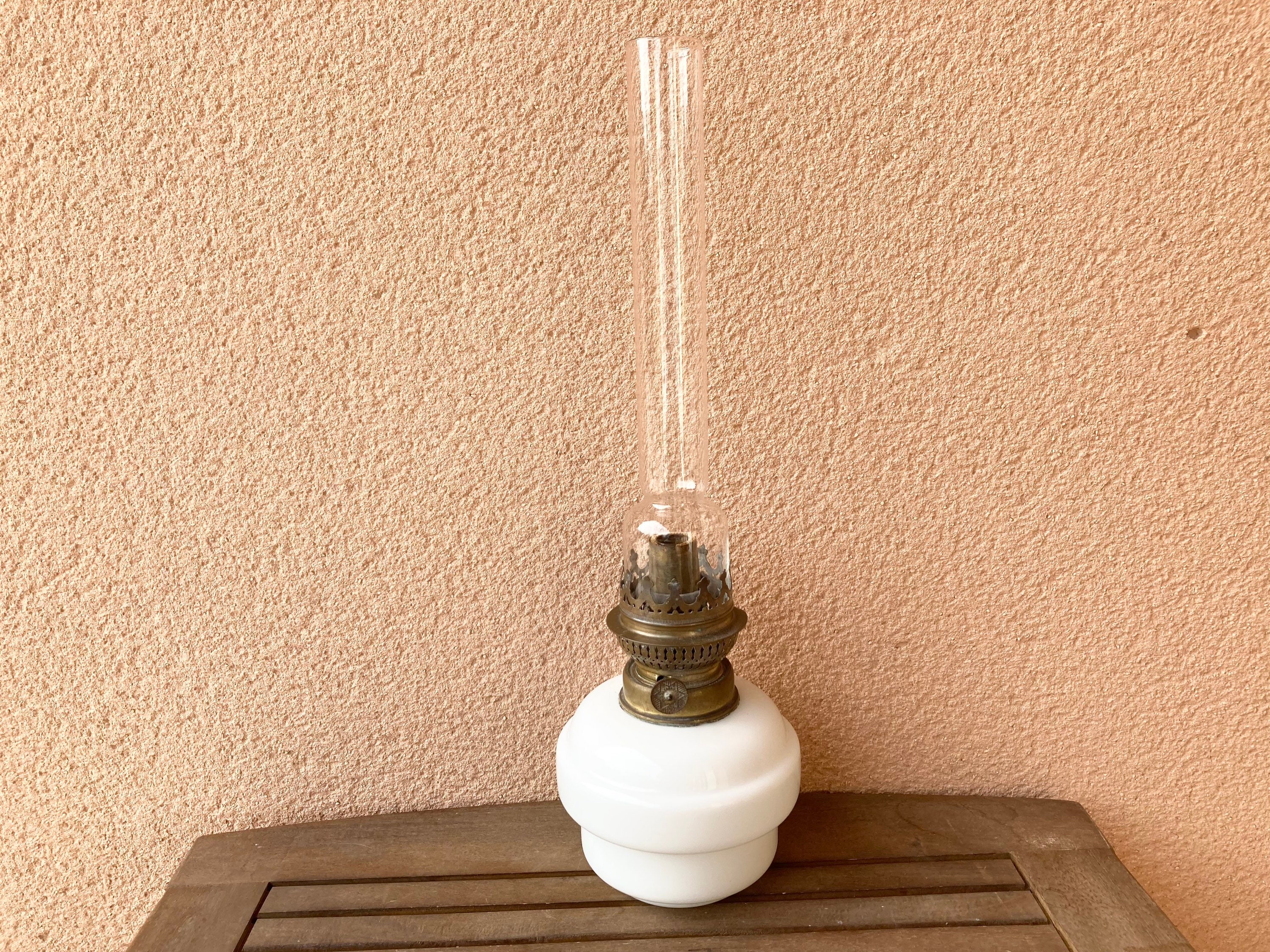 Lampe À Huile opaline