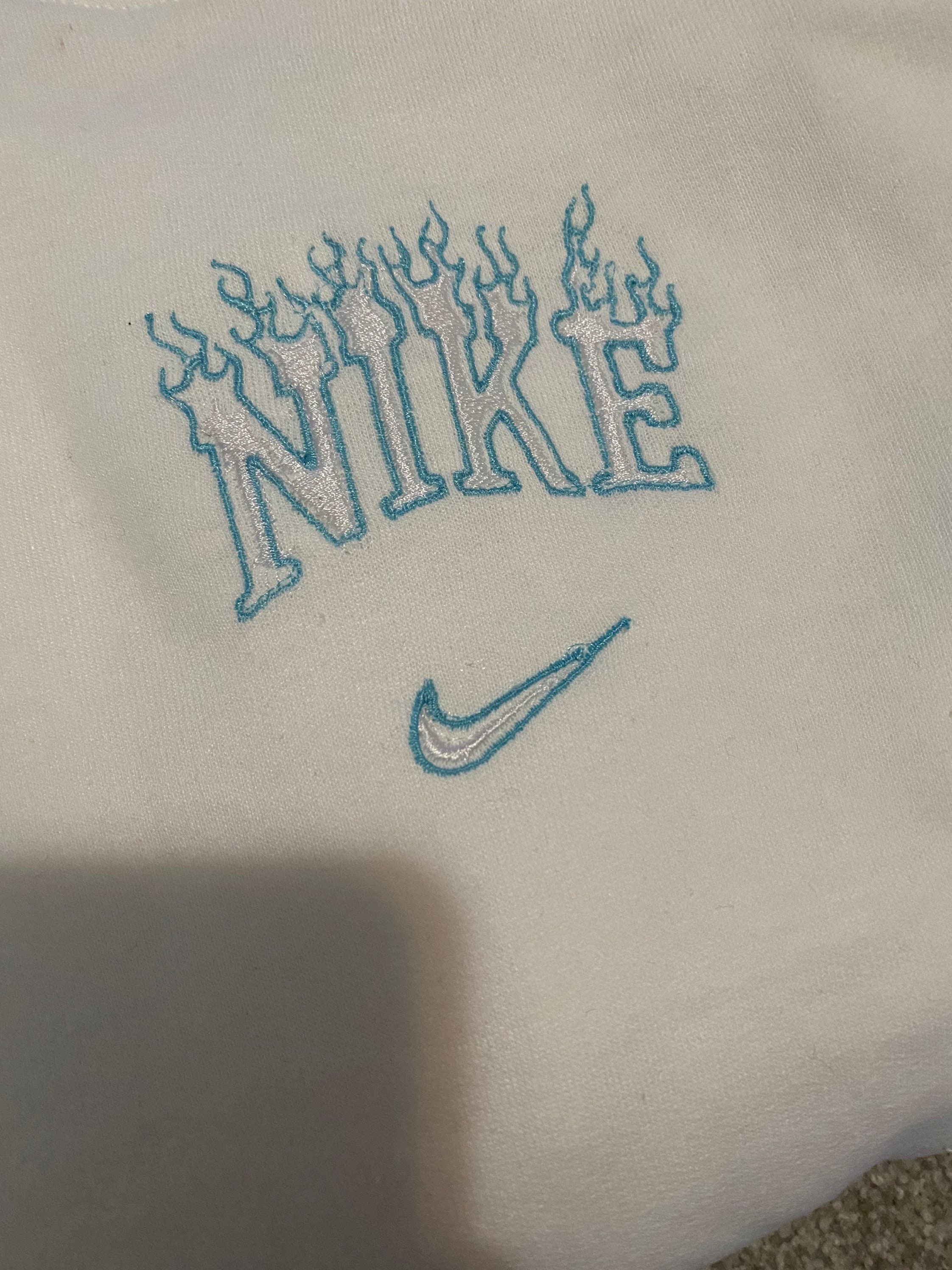 Light blue crewneck nike Clearance