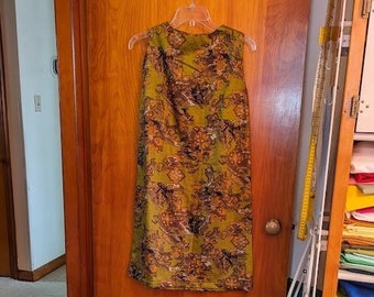 Size Sm Vintage Dress 1960s Sleeveless Shift Dress Avocado Green with Large Caramel Brown Geometric Designs