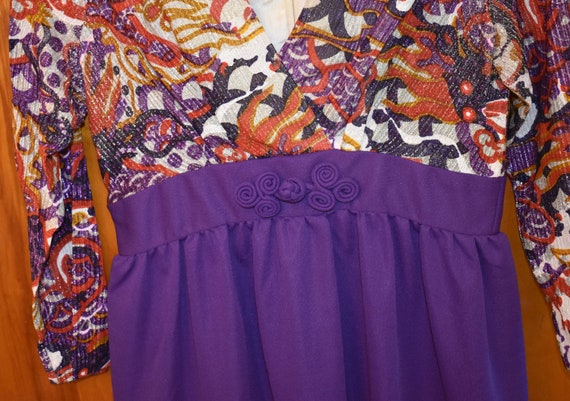 Size Medium Vintage 1960s 1970s Purple and Metall… - image 3