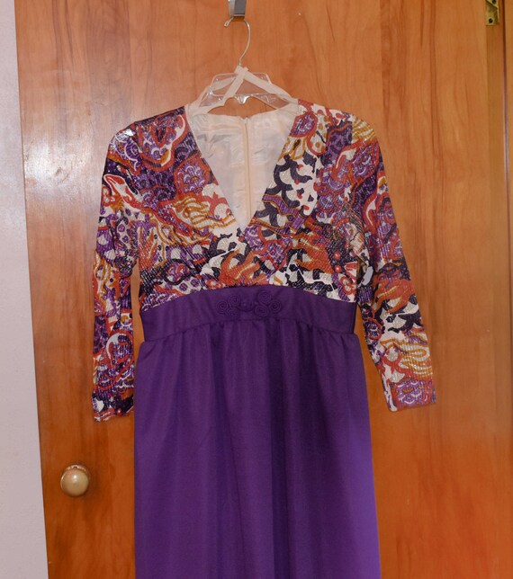 Size Medium Vintage 1960s 1970s Purple and Metall… - image 2