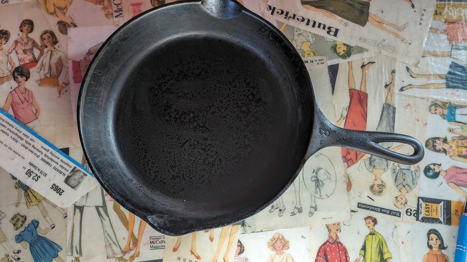 Extra Large 11.5 Diameter Old Bennet Grange Cast Iron Frying Pan