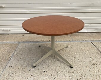 Herman Miller Eames Walnut Side Accent Coffee Table Contract Base Mid Century Modern MCM READ Description