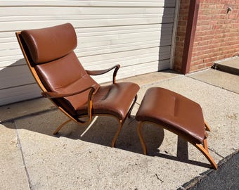 Vintage "Clipper" Leather Lounge Chair and Ottoman by Soren Nissen and Ebbe Gehl Scandinavian Danish Modern READ Description