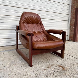 Vintage Lafer MP-163 Leather Lounge Chair by Percival Lafer Brazilian Modern