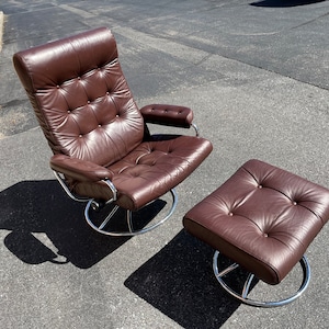 Vintage Stressless Recliner Lounge Chair and Ottoman by Ekornes Scandinavian Danish Modern