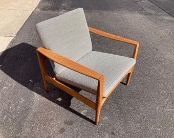 Vintage Danish Modern Niels Kofoed Lounge Chair Lars Model Scandinavian Oak READ Description
