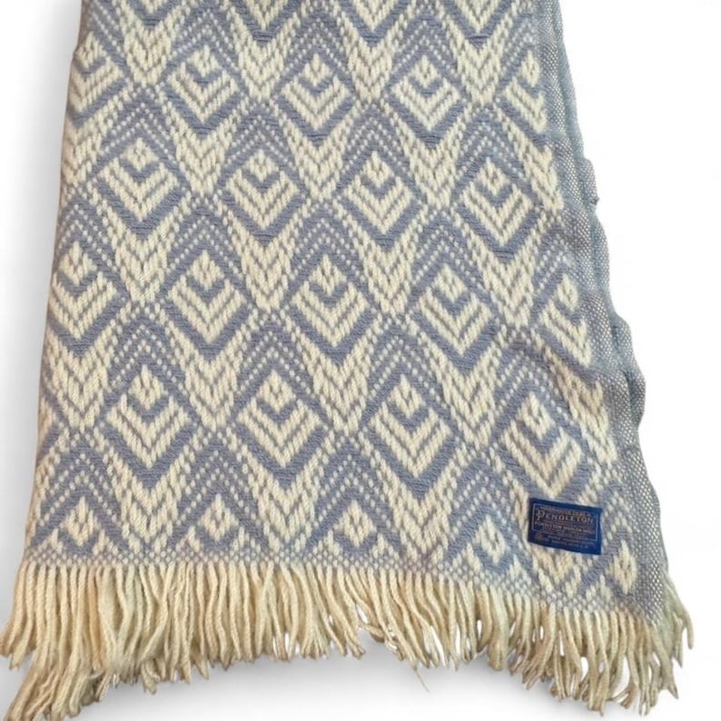 Coperta vintage Pendleton in lana tessuta: fantasia geometrica blu e crema anni '80 (137x152 cm) immagine 6