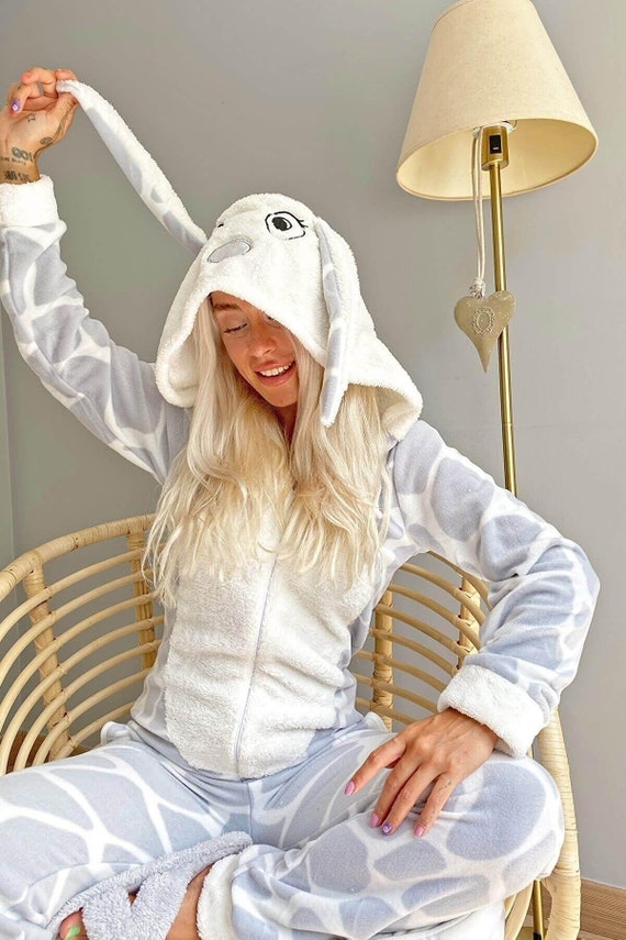Weiqiqre Rompers For Women Fleece Onesies Pajamas Jumpsuit Warm Sherpa Romper Sleepwear One Piece Zipper Hooded Playsuit Loungewear