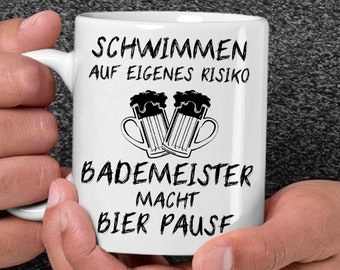 Schwimmen auf eigenes Risiko der Bademeister macht Bier Pause Schwimmbad Schwimmer Freibad Rettungsschwimmer Geschenk Lustige Tasse