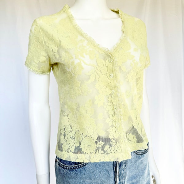 Vintage light yellow green stretch lace short sleeve top | trimmed stretch lace button down blouse