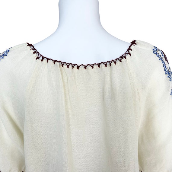 Vintage Hungarian style embroidered peasant blouse - image 6